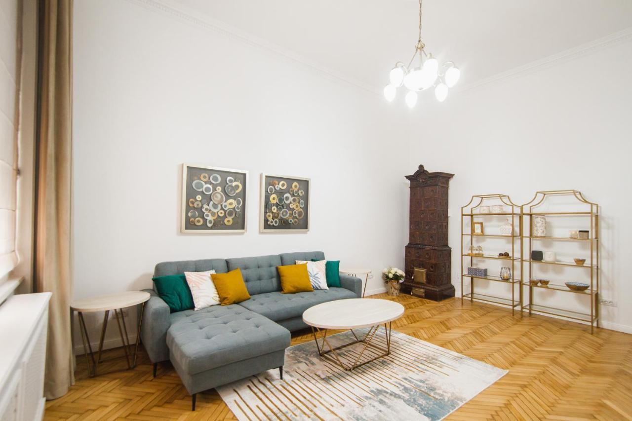 Unique Experience At Rimanoczy Palace Oradea Dış mekan fotoğraf